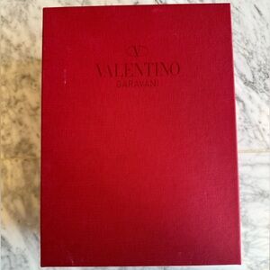VALENTINO GARAVANI Authentic shoe box size 38